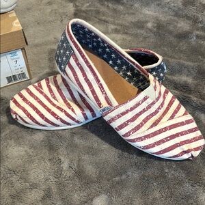 American Flag Classic Toms Sz W7
